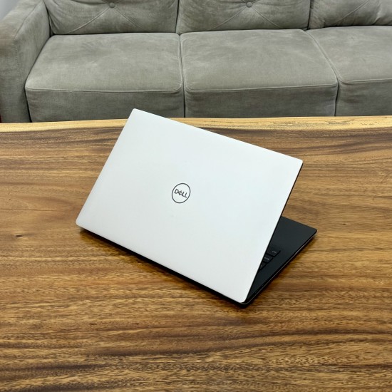 Dell Xps 9380  -  i5 8265u , 8G , Ssd 256G , 13.3in Fhd