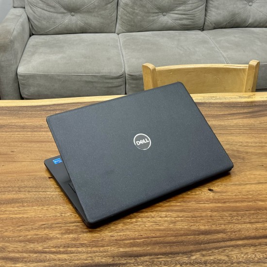 Dell  N3501 - i5 1135G7 , 8G , Ssd 256G , 15.6in Fhd