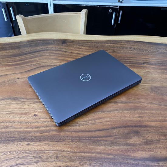 Dell E5501 - i5 9400H , 8G , Ssd 256G , 15.6in Fhd ( like new )