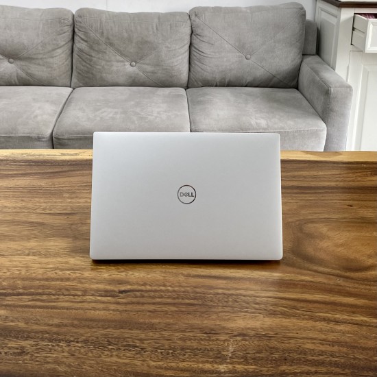 Dell Xps 13 9380 - i7 8565u , 16G , Ssd  256G , 13.3in Fhd