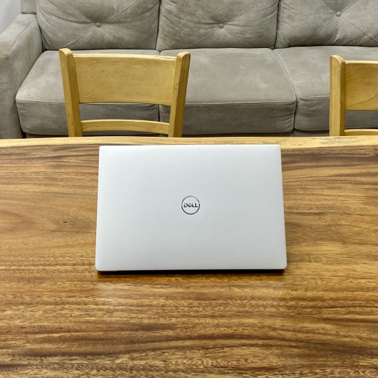 Dell Xps 9370 - i7 8550u , 16G , Ssd 512G , 13.3in Fhd